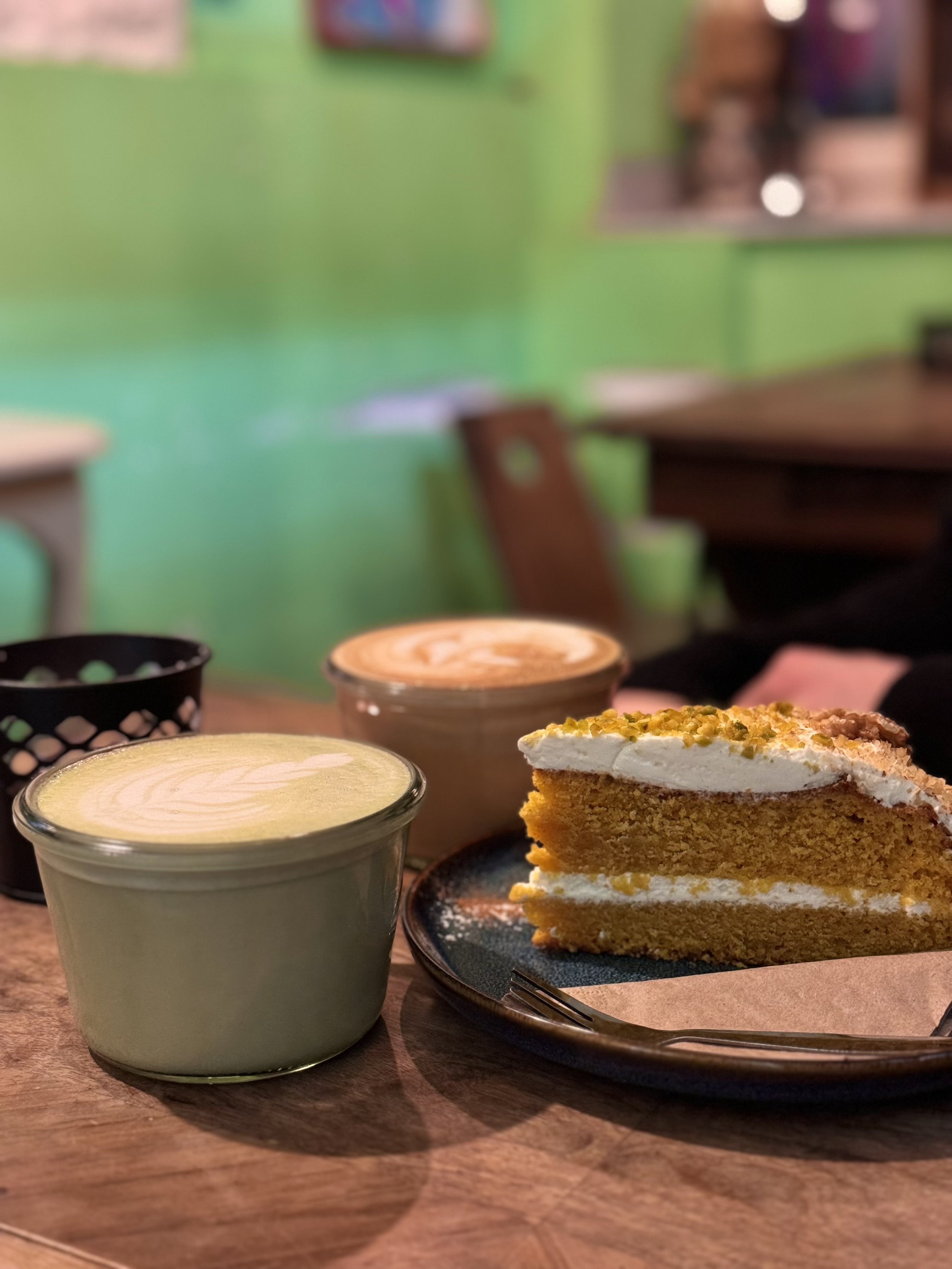 Top cozy Spots in Köln | Hommage Café | Mr. Köln | Foto: Mr. Köln Top cozy Spots in Köln | Hommage Café | Mr. Köln | Foto: Mr. Köln